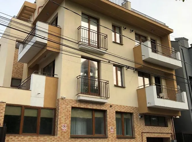 Orange Apartment-brilliant コンスタンツァ